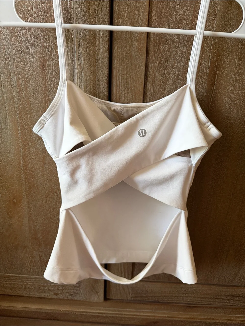 Lululemon Cross-Back Nulu Yoga Tank Top White Size 4